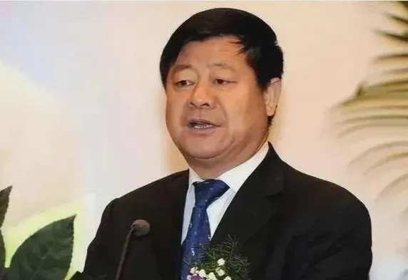 (中石油王萌)中石油原董事长王宜林因贪腐被公诉，引发舆论轩然大波。